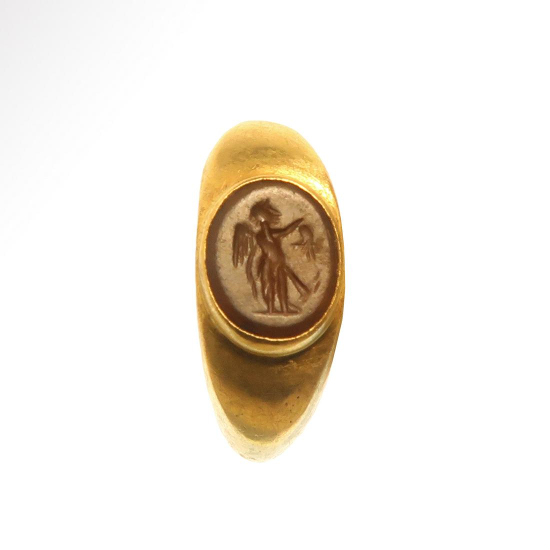 Roman Solid Gold Ring with Layered Agate Intaglio with (1 of 6)