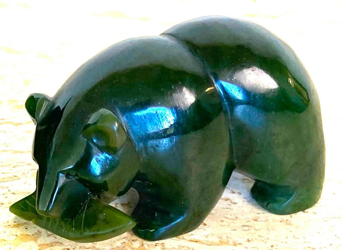 Vintage (1960’s) Pair of Hand Carved Deep Green JADE: for auction is this beautifully carved set of (2) deep green jade bears with a fish in their mouth. The jade is deep, rich green and polished smooth and is in excellent condition. Condition: Excellent