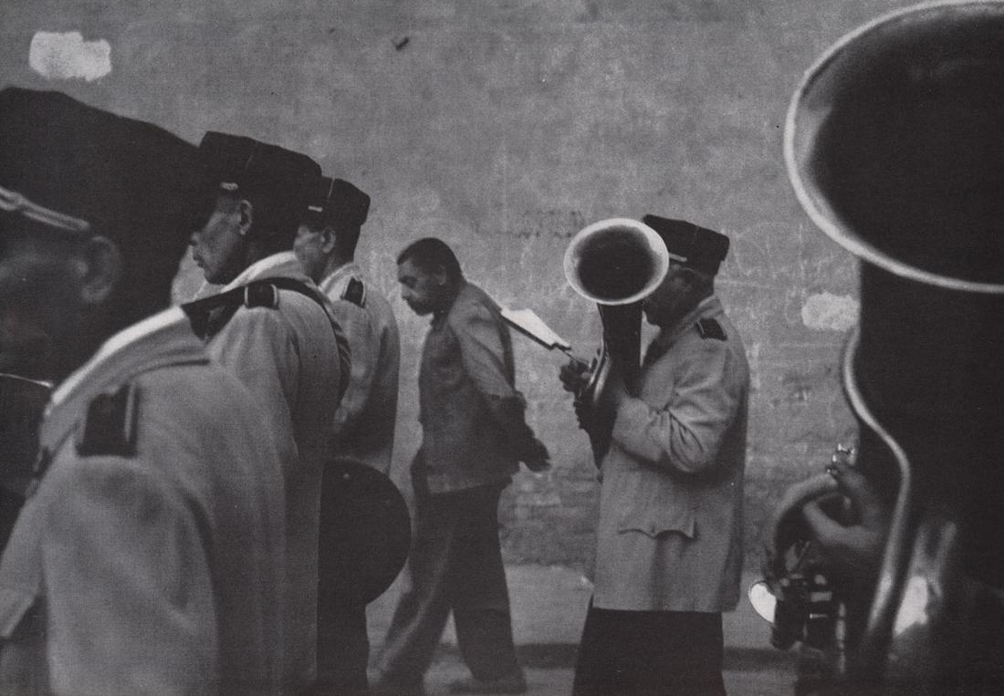 ROBERT FRANK - Band in Spain (1 of 1)