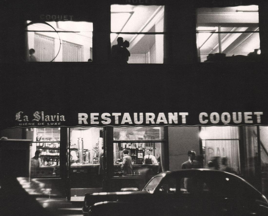 SABINE WEISS - Le restaurant Coquet, Montmartre, 1953 (1 of 1)