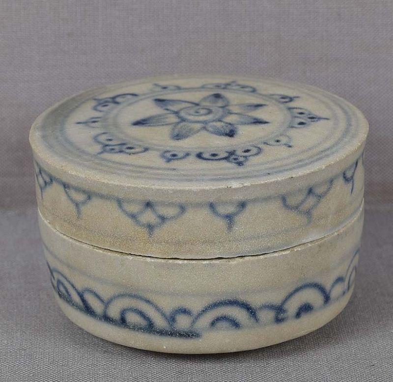 15c Vietnamese ceramic Hoi An shipwreck BOX (1 of 6)