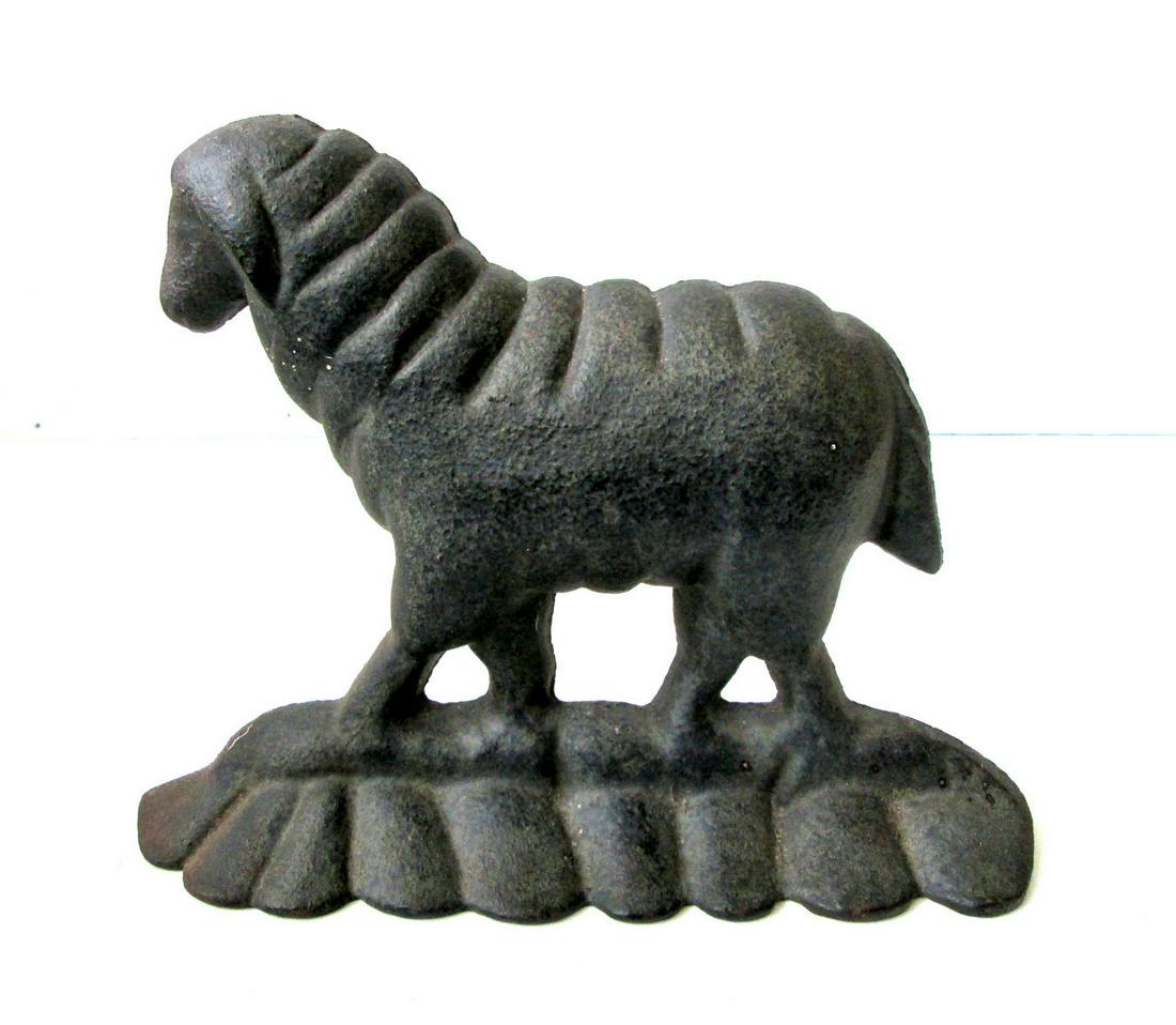 Rare Ewe Doorstop (1 of 8)