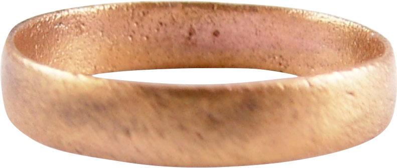 FINE VIKING WOMAN’S WEDDING RING, 9TH-10TH CENT SIZE 9: Gilt bronze, size 9. Broadband, 3.9mm, with a rounded face. Professionally refurbished with the 24karat gold surface restored. Vikings exchanged rings on the pommel of the groom’s sword. Gift boxed