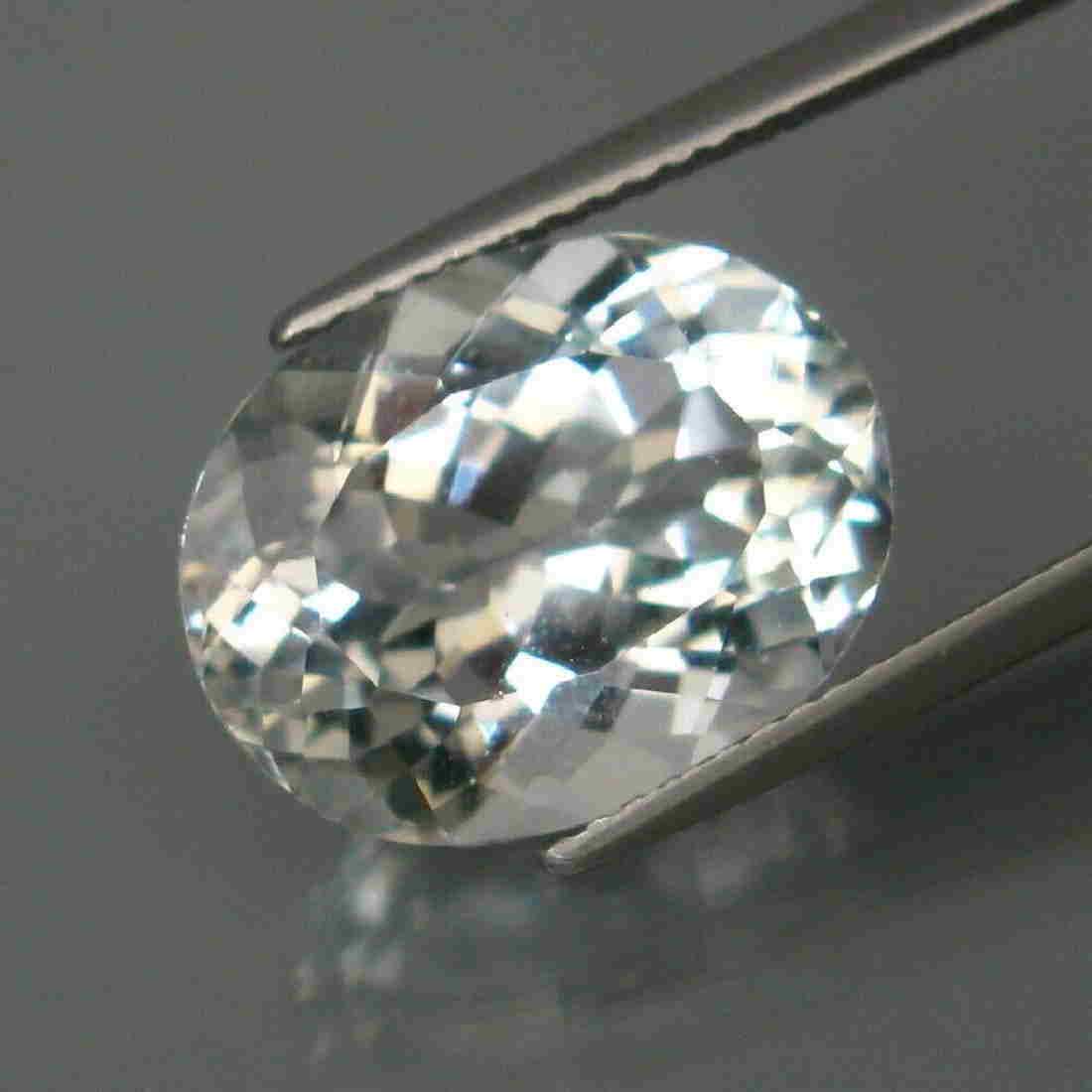 10.35 ct whte topaz oval (1 of 1)