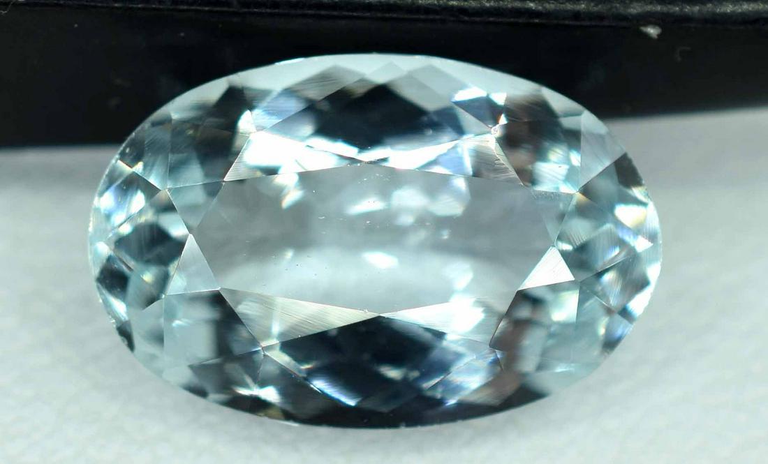 Aquamarine Loose Gemstones Oval Cut - 3.25 Carats: Materials Aquamarine, beryl more Dimensions Carat weight: 3.25 Description Aquamarine Loose Gemstones Oval Cut Weight - 3.25 Carats origin : Skardu Pakistan Dimensions - 12.5*8.2*5.5 mm Treatment : Na