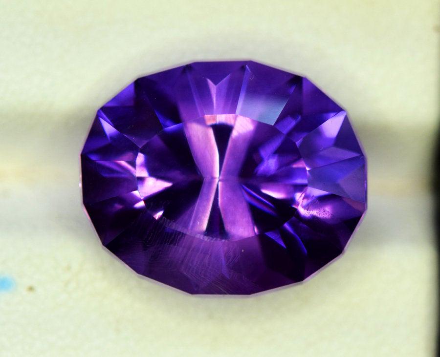 Amethyst, 11.35 Carats Natural Top Color Fancy Cut (1 of 3)