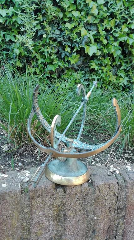 Vintage bronze sundial: Title: Vintage bronze sundial Maker: Unknown Origin: France Date/Period: 1970 - 1980 Materials:Bronze Dimensions:Height: 40 Width: 45 Description:This is a very beautifull vintage bronze sundial. High