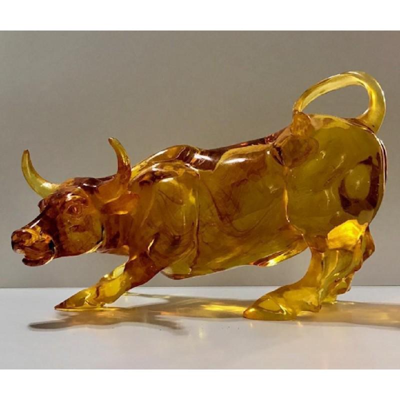 Crystal Amber Carved Animal Wall Street Fierce Bull Ox: Amber Carved Animal Fierce Bull Ox Statue Size: 140x200x140 mm (5,5x8,0x5,5 inch) Material: Amber Reserve: $80.00 Shipping: Domestic: Flat-rate of $9.00 to anywhere within the contiguous U.S. Internat