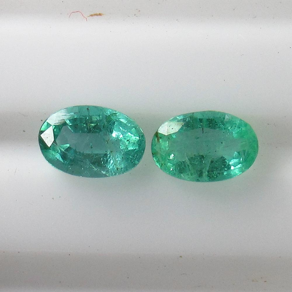 0.85 Ct Natural Zambian Emerald Oval Pair (1 of 2)
