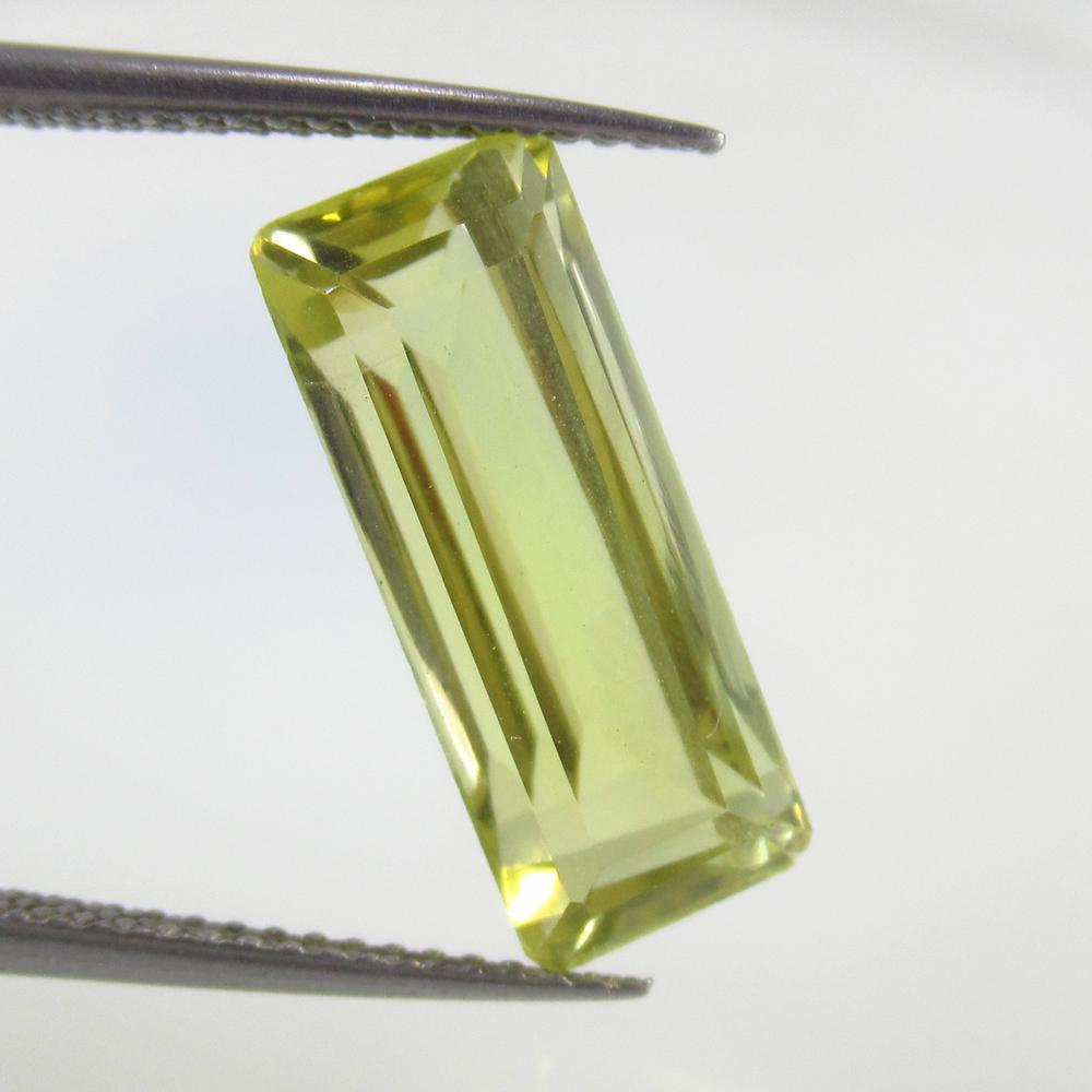 6.17 Ct Natural Lemon Quartz Octagon Cut: No Reserve! Title: 6.17 Ct Natural Lemon Quartz Octagon Cut Stone Clarity: VVS Gemstone: Natural Lemon Quartz Carat Weight: 6.17 Size/Dimensions: 17.10 x 6.90 x 6.60 mm Additional Information: Good Lu