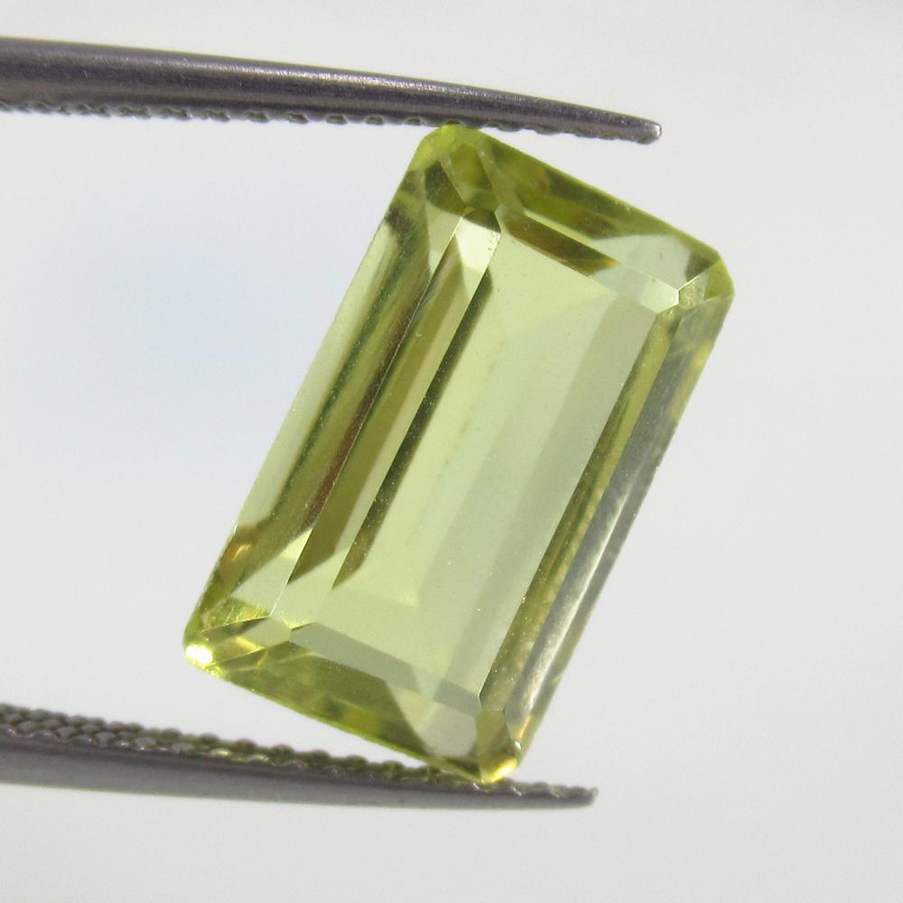 5.50 Ct Natural Lemon Quartz Octagon Cut: No Reserve! Title: 5.50 Ct Natural Lemon Quartz Octagon Cut Stone Clarity: VVS Gemstone: Natural Lemon Quartz Carat Weight: 5.5 Size/Dimensions: 13.50 x 8.50 x 6.40 mm Additional Information: Good Lus