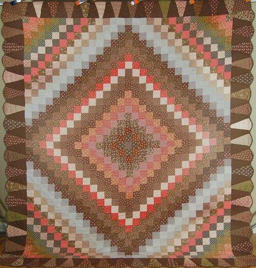 XL Trip Around the World Antique Quilt w/ Petal Border (1 of 8)