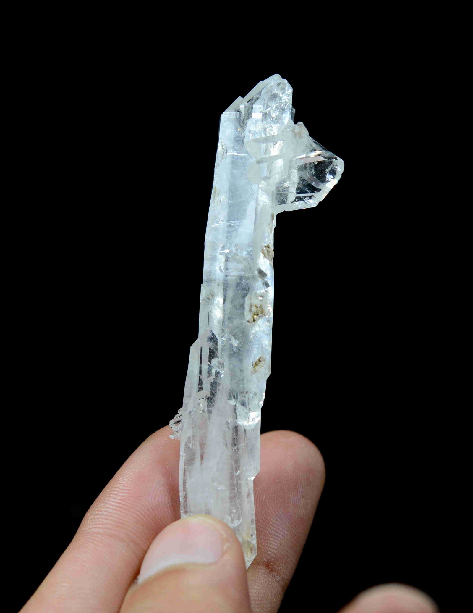 15 Gram Double Terminated Clean Fadan Quartz Crystal: Title: 15 Gram Double Terminated Clean Fadan Quartz Crystal Weight: 15 Gram Size/Dimensions: 78x20x18 mm Origin: Pakistan Reserve: $20.00 Shipping: Domestic: Flat-rate of $15.00 to anywhere within the