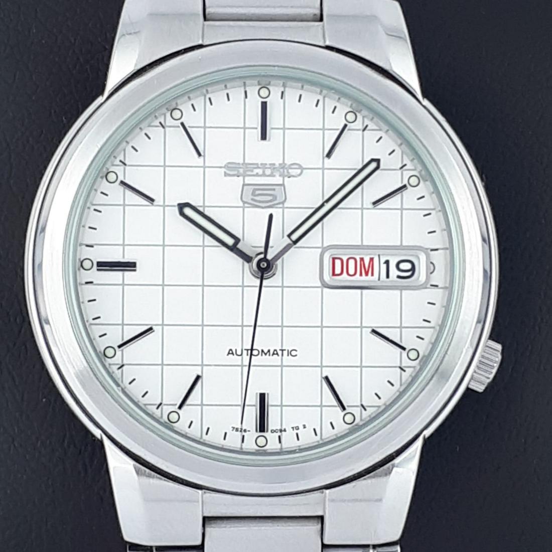Seiko - Seiko 5 Transparent - Day-Date - Ref:7S26B -: Brand : Seiko Model : Seiko 5 Transparent - Day-Date Ref : 7S26B Gender : Men Movement : Automatic Type : Analogue wristwatch Total Lenght : 21 cm / 8,27 inch (Including Watch Case) Case Size