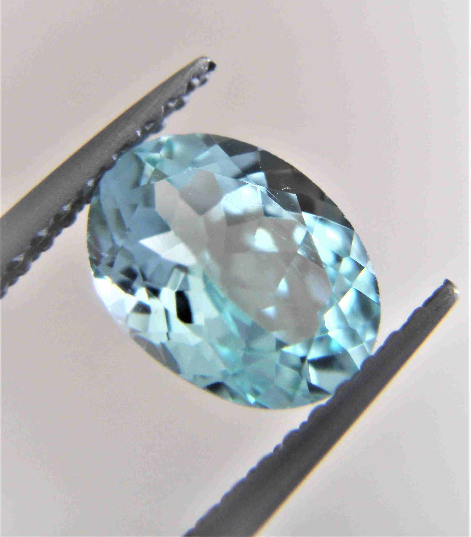 Paraiba Color Tourmaline Certified - 1.18 ct (1 of 11)