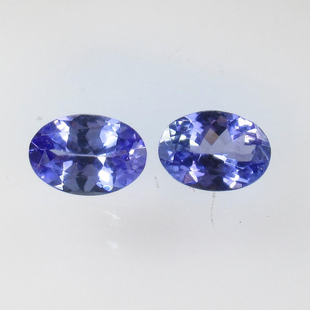 1.52 Ct Natural Tanzanite 7X5 mm Oval Pair: Title: 1.52 Ct Natural Tanzanite 7X5 mm Oval Pair Stone Clarity: VVS Gemstones: Natural Tanzanite Carat Weights: 1.52 Size/Dimensions: 7.10 x 5.00 x 3.10 mm / 2 Pc's Additional Information: Top Qualit