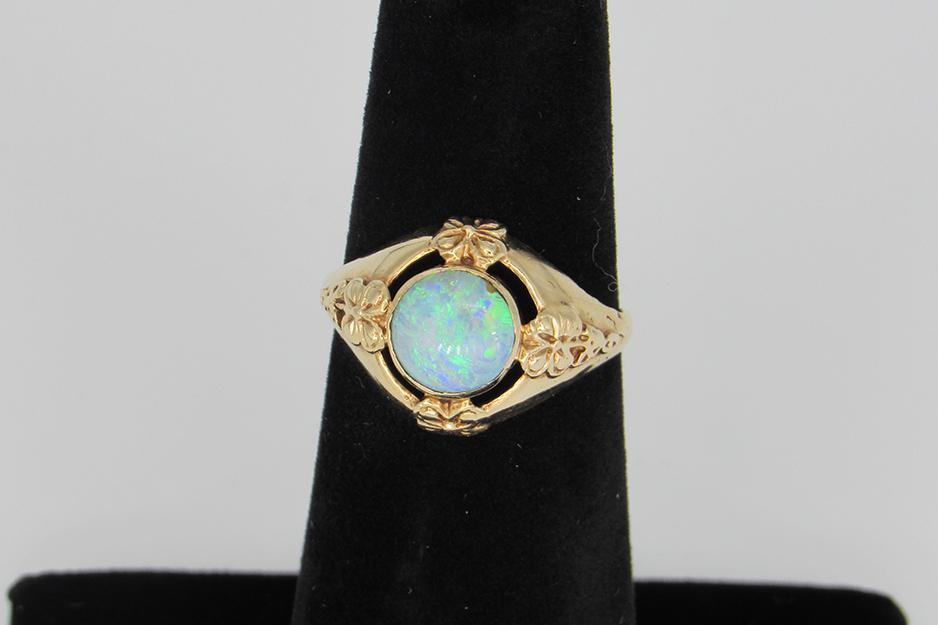Opal & Gold Ring (1 of 3)
