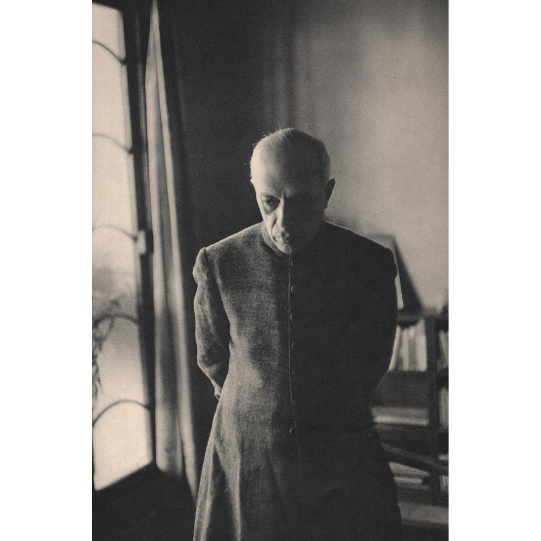 HENRI CARTIER-BRESSON - Pandit Nehru, 1948 (1 of 1)
