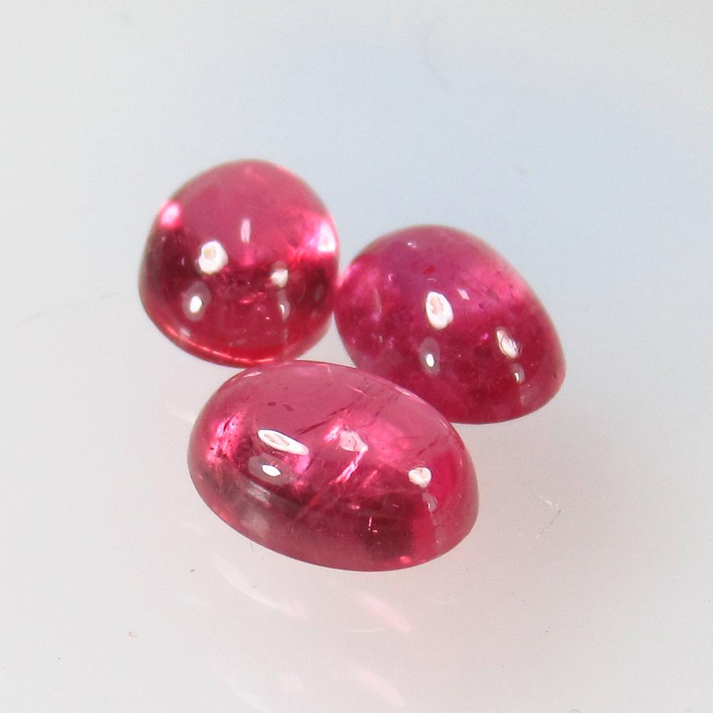 3.83 Ct Natural 3 Red Ruby Oval Set (1 of 2)