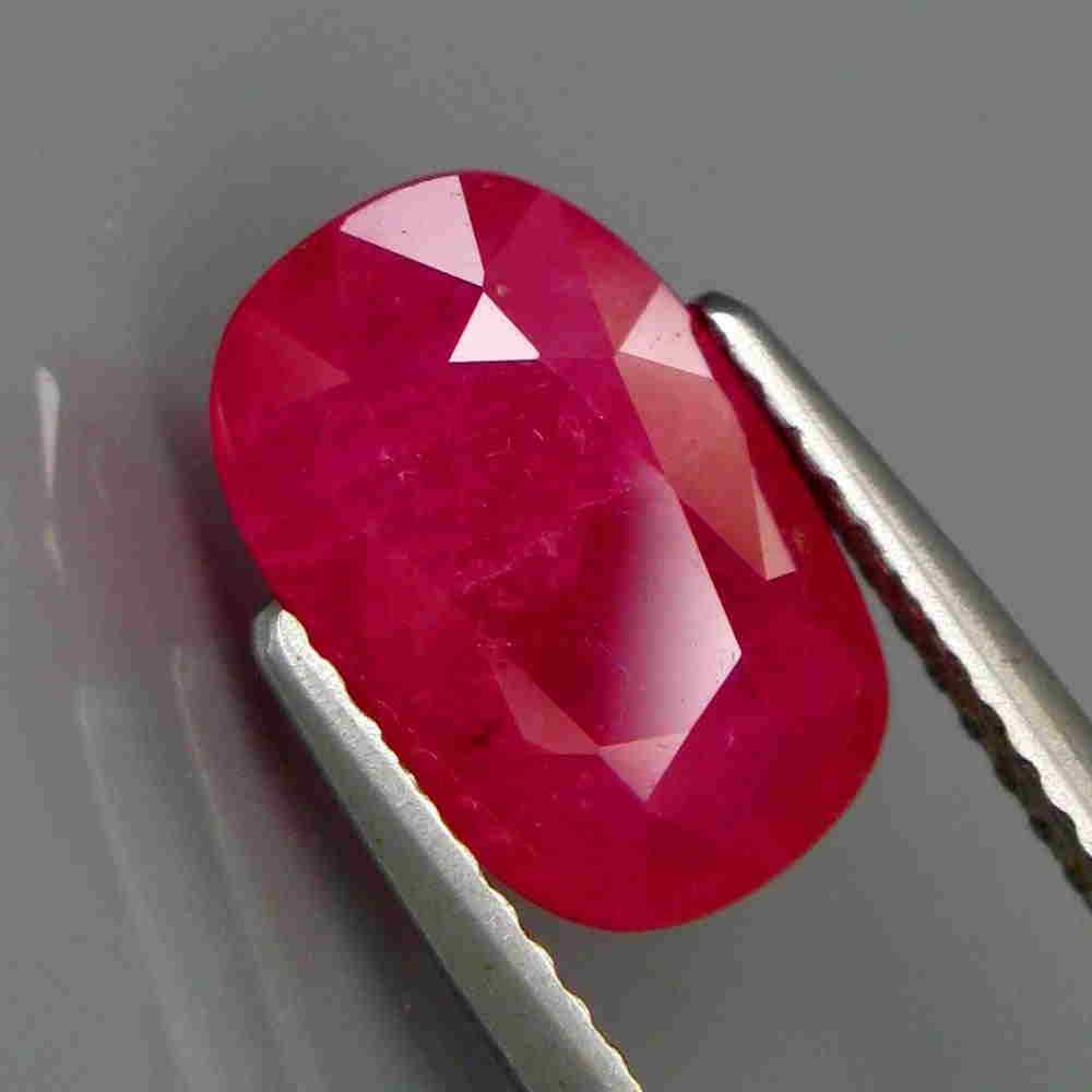 3.03 ct Natural Top Red Ruby 3.03 ct (1 of 2)