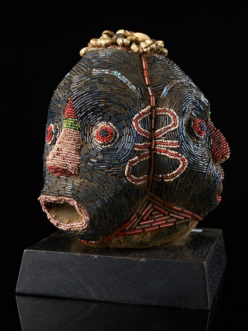 Beaded Triple Head Sculpture covered with Kauris (1 of 6)