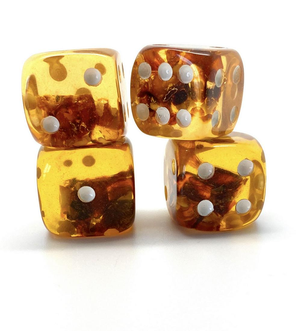 Alluring Amber Set of 4 Dices: Title: Alluring Amber Set of 4 Dices Metal: None Gemstones: Amber Weights: 36.4 g Size:Size: 20.0 x 20.0 x 20.0 mm Size: 0.787 x 0.787 x 0.787 inches Made of:Reconstituted Amber or Whole Stone:Reconst