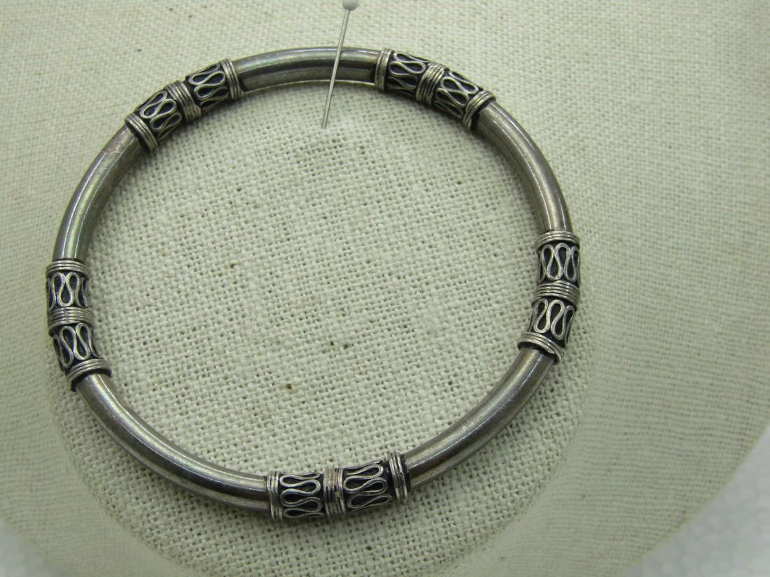 Vintage Sterling Silver Bali Bangle Bracelet, 7.25", (1 of 5)