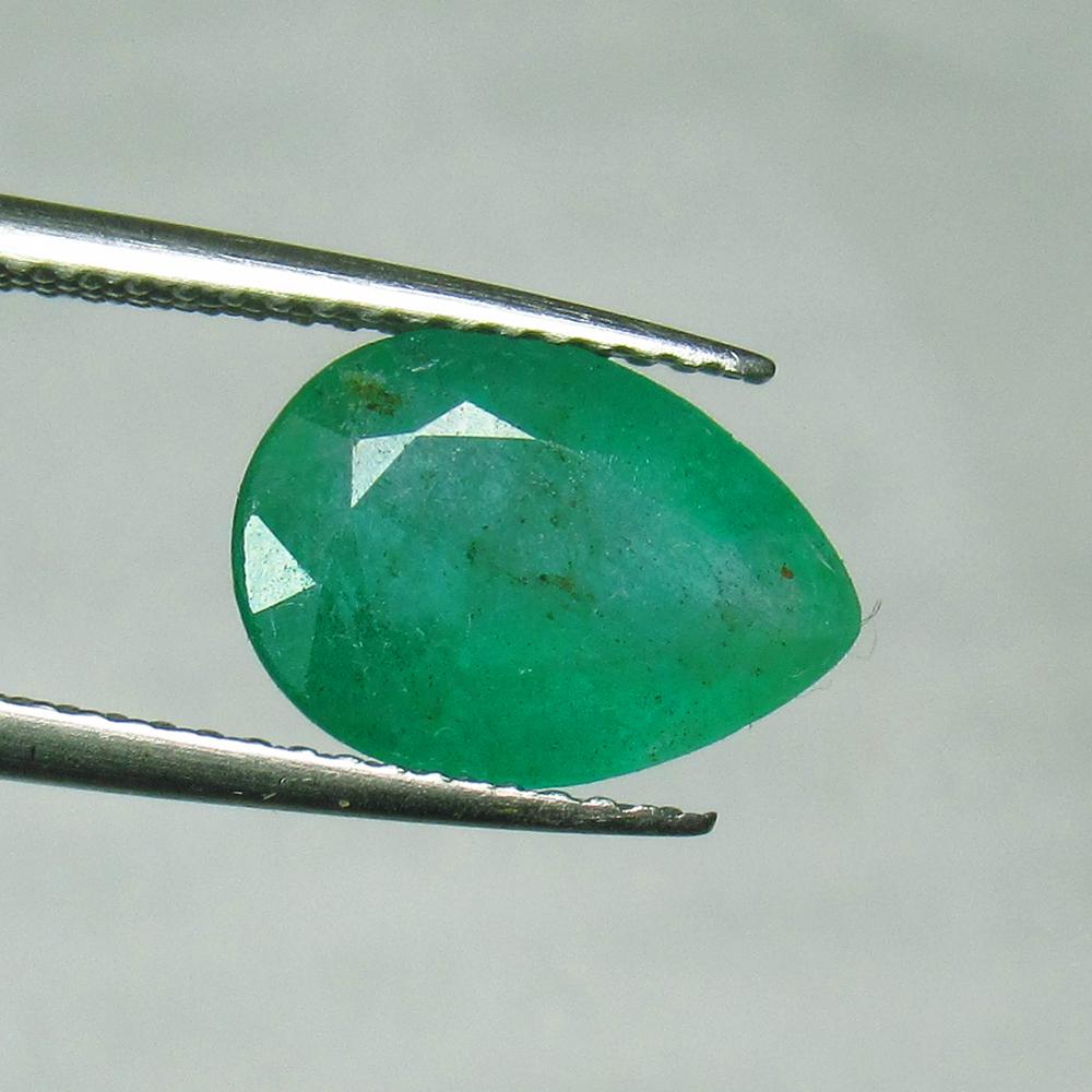 2.90 Ct Natural Zambian Emerald Pear Cut (1 of 3)