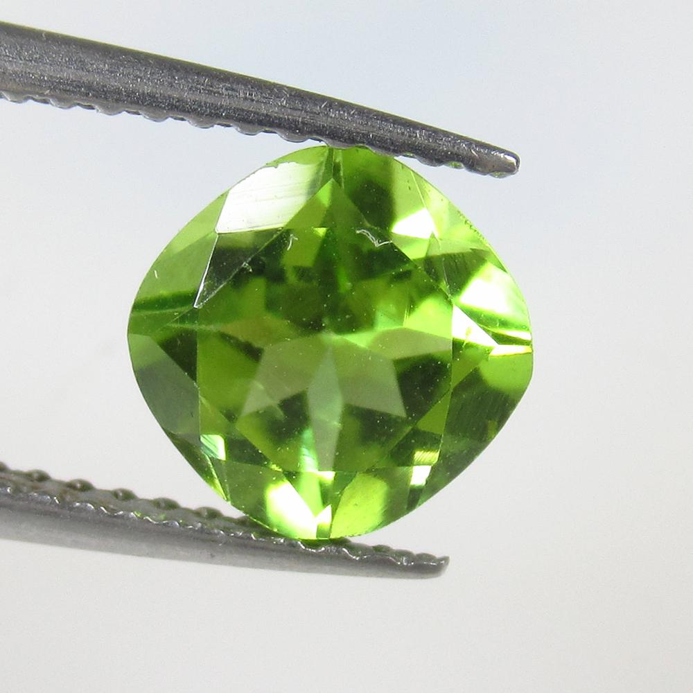 1.55 Ctw Natural Pakistan Peridot Cushion Cut: No Reserve! Title: 1.55 Ctw Natural Pakistan Peridot Cushion Cut Stone Clarity: VVS Gemstones: Peridot Carat Weights: 1.55 Size/Dimensions: 7.10 x 7.00 x 4.50 mm Additional Information: Top Class Lust