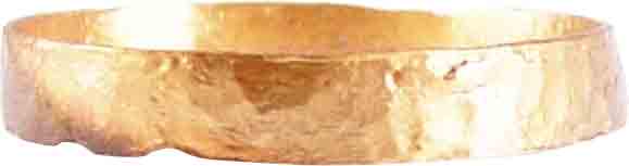 RARE VIKING WEDDING RING 866-1067 AD JEWELRY SIZE 11 ½: Size 11 1/2. 3.7mm band with a flat face. The surface with stipple finish indicating that it was hand-hammered when made. The 24 karat gold surface professionally restored. Vikings exchanged rings on