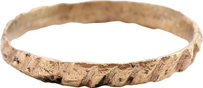 ANCIENT VIKING TWISTED FORM RING S 6 ¼: 8th-10th century AD. 2.4mm width, a wedding ring or pinky ring. The surface with a deep hand-cut spiral motif full circumference. Professionally refurbished with the 24karat gold surface restored. Gif