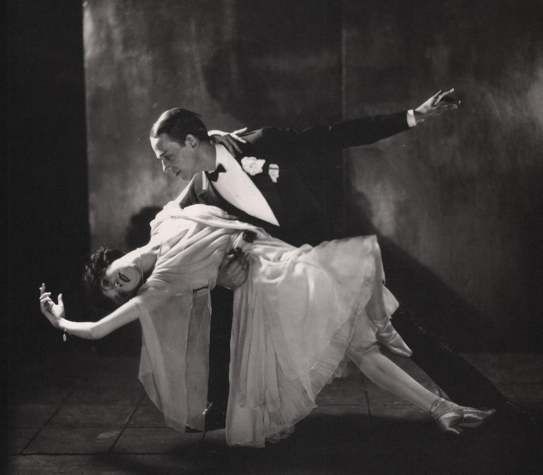 JAMES ABBE - Fred & Adele Astaire, 1921: Artist: JAMES ABBE Print Title: Fred & Adele Astaire, 1921 Medium: Photo-lithograph Printed 1980’s in Japan Image size (inches) approx. 8 x 9” Reserve: $25.00 Shipping: Domestic: Flat rate of $15.