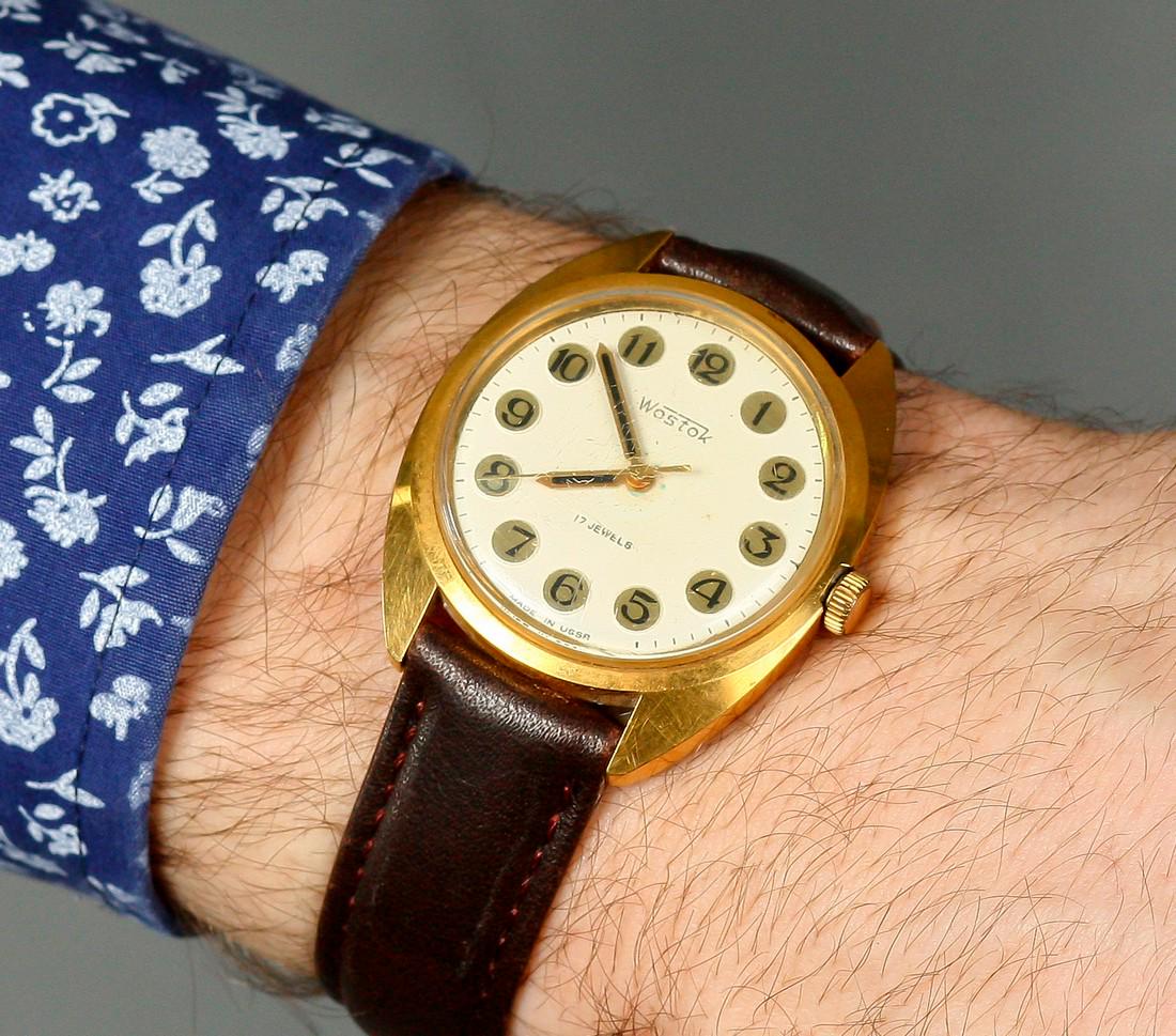 Wostok Vintage Men Wrist Watch Russian Antique Watches: Wostok vintage men wrist watch russian antique unisex white USSR watches. Beautiful vintage Men Wrist Watch Wostok with 70-ies. This is one of the famous Soviet watch. New premium genuine dark leather