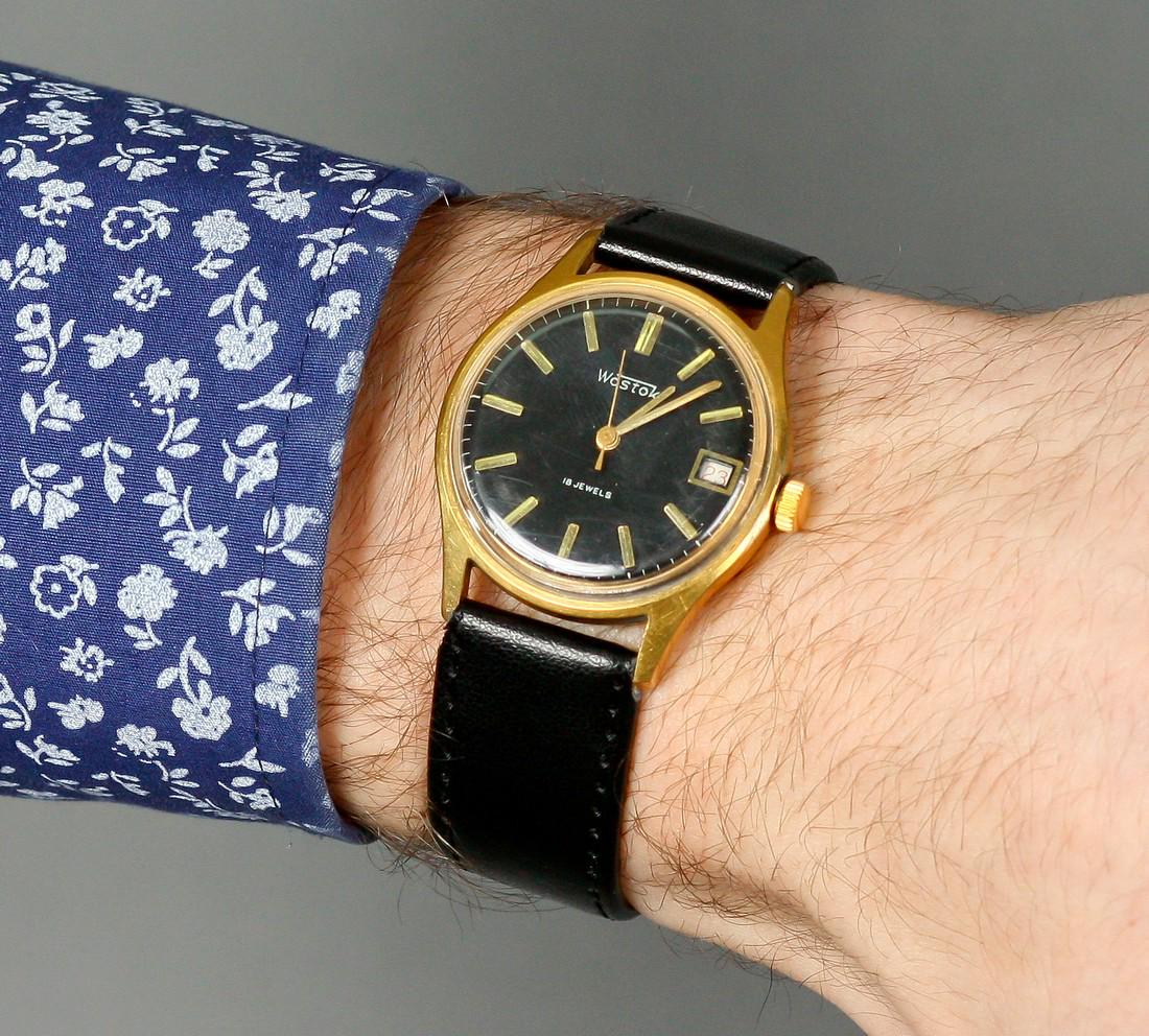 Wostok vintage men wrist watch russian antique unisex: Materials Band material: Leather Gold, Stainless steel Wostok vintage men wrist watch russian antique unisex white USSR watches ?34 Watch - "Wostok" Specifications: Movement type: Mechanical Work ti