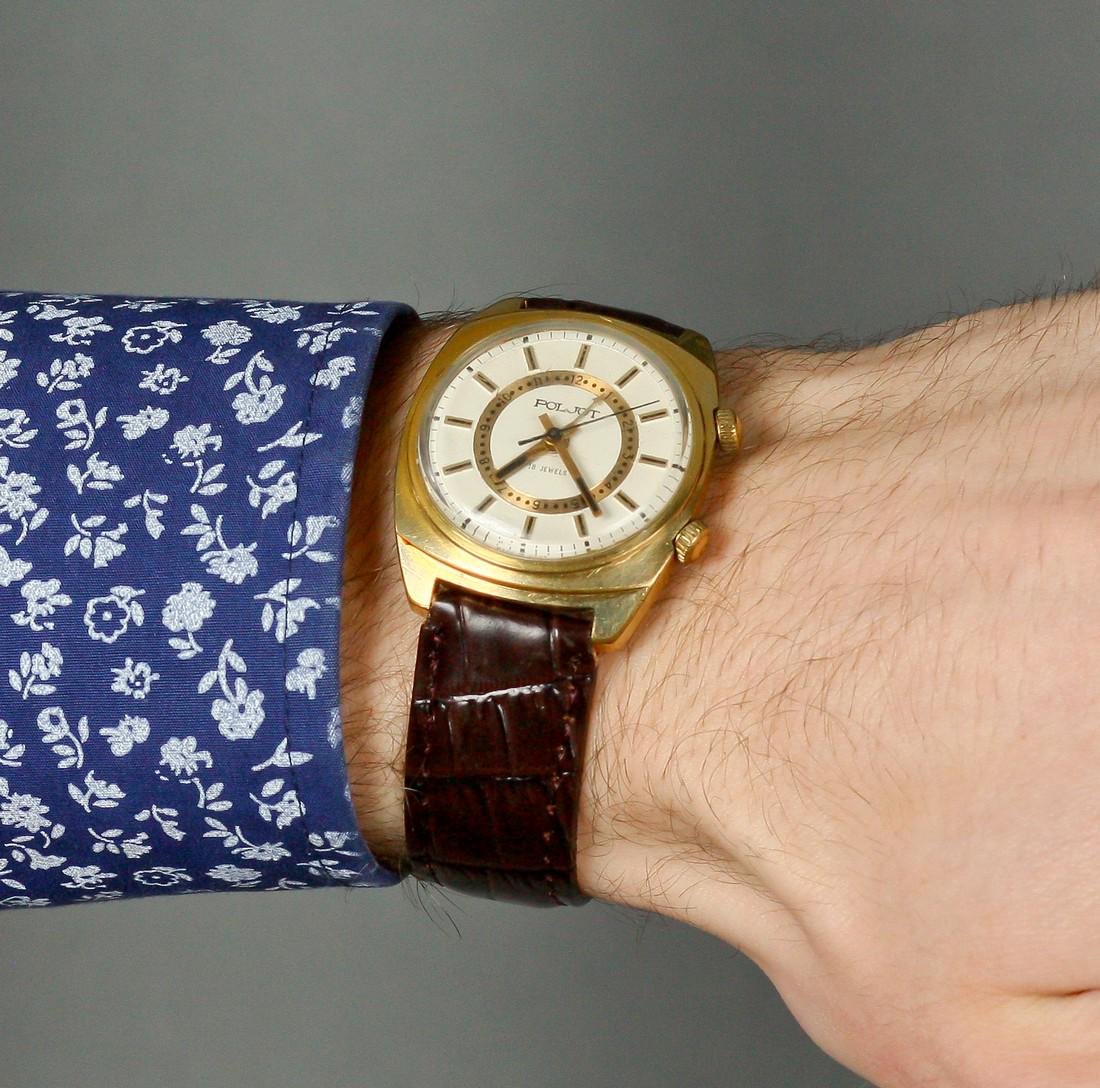 Poljot Soviet Men Wrist Watch Alarm Signal Vintage: Materials Band material: Leather Gold, Stainless steel Poljot with alarm clock vintage men wrist watch russian antique unisex USSR watches. Soviet vintage mechanical men's watches Poljot Signal 18 Jew