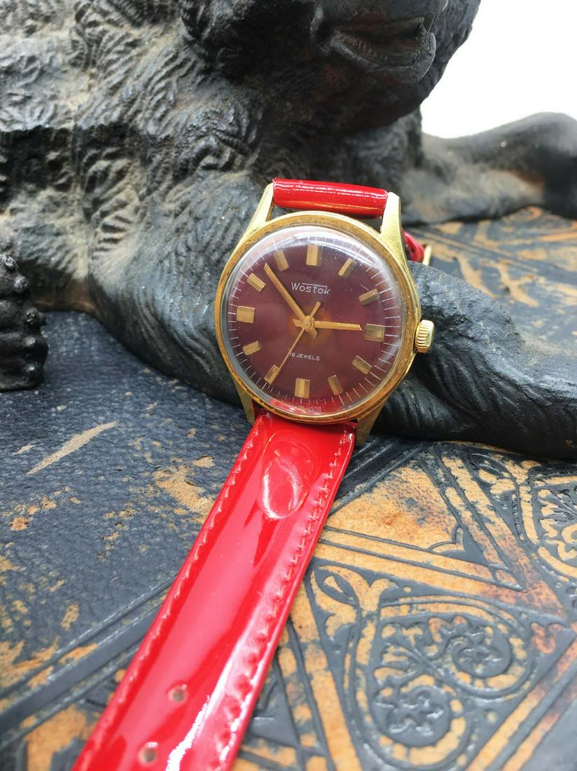 Wostok vintage men wrist watch russian antique unisex: Materials Band material: Leather Gold, Stainless steel Wostok vintage men wrist watch russian antique unisex black USSR watches / Vostok USSR wrist watch + Leather strap ?81 Watch - "Wostok" Specifica