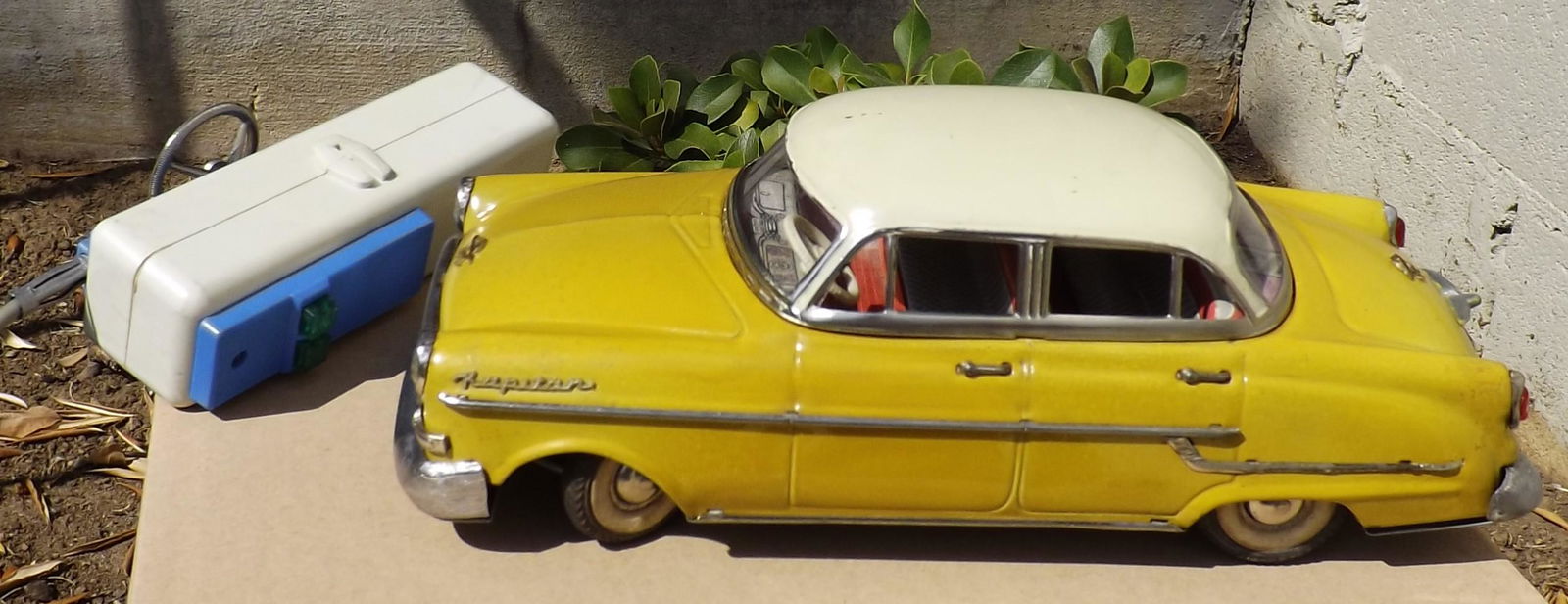 Gama Opel "Kapitan" 400, Made in Germany 1954-56, (1 of 10)
