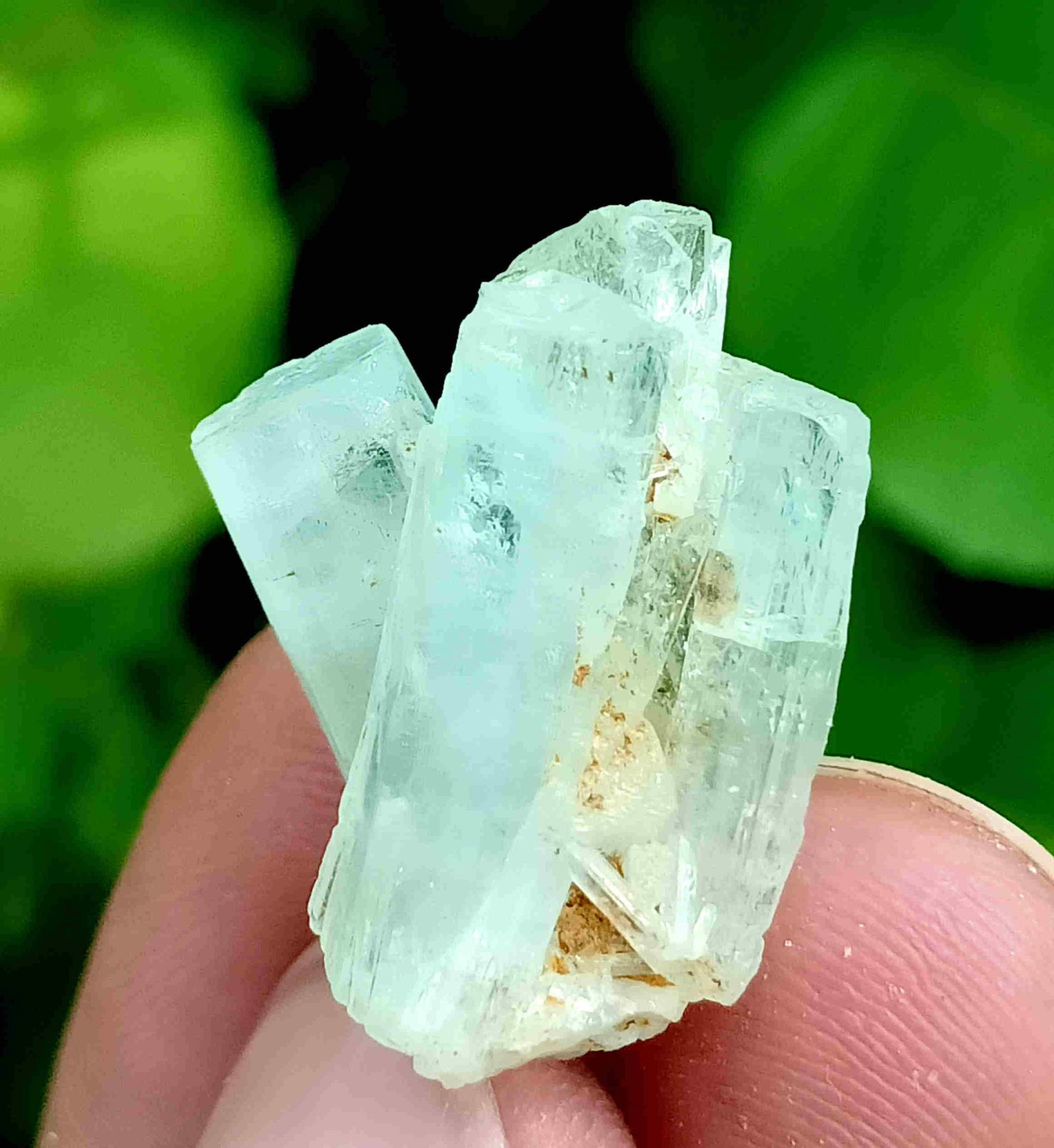 6 Gram Very Beautiful Natural Aquamarine Specimen: Title: 6 Gram Very Beautiful Natural Aquamarine Specimen Treatment: Natural Weight: 6 Gram Size/Dimensions: 22x16x8 mm Origin: Pakistan Reserve: $10.00 Shipping: Domestic: Flat-rate of $15.00 to anywh