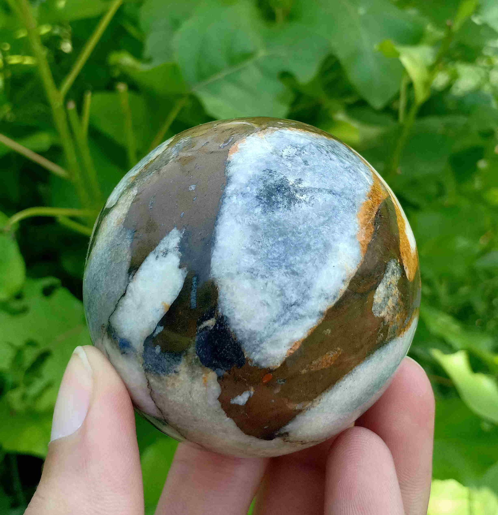 320 Gram Top Quality Hand Made Jasper Sphere: Title: 320 Gram Top Quality Hand Made Jasper Sphere Treatment: Natural Weight: 320 Gram Size/Dimensions: 60 mm Origin: Pakistan Reserve: $30.00 Shipping: Domestic: Flat-rate of $15.00 to anywhere with