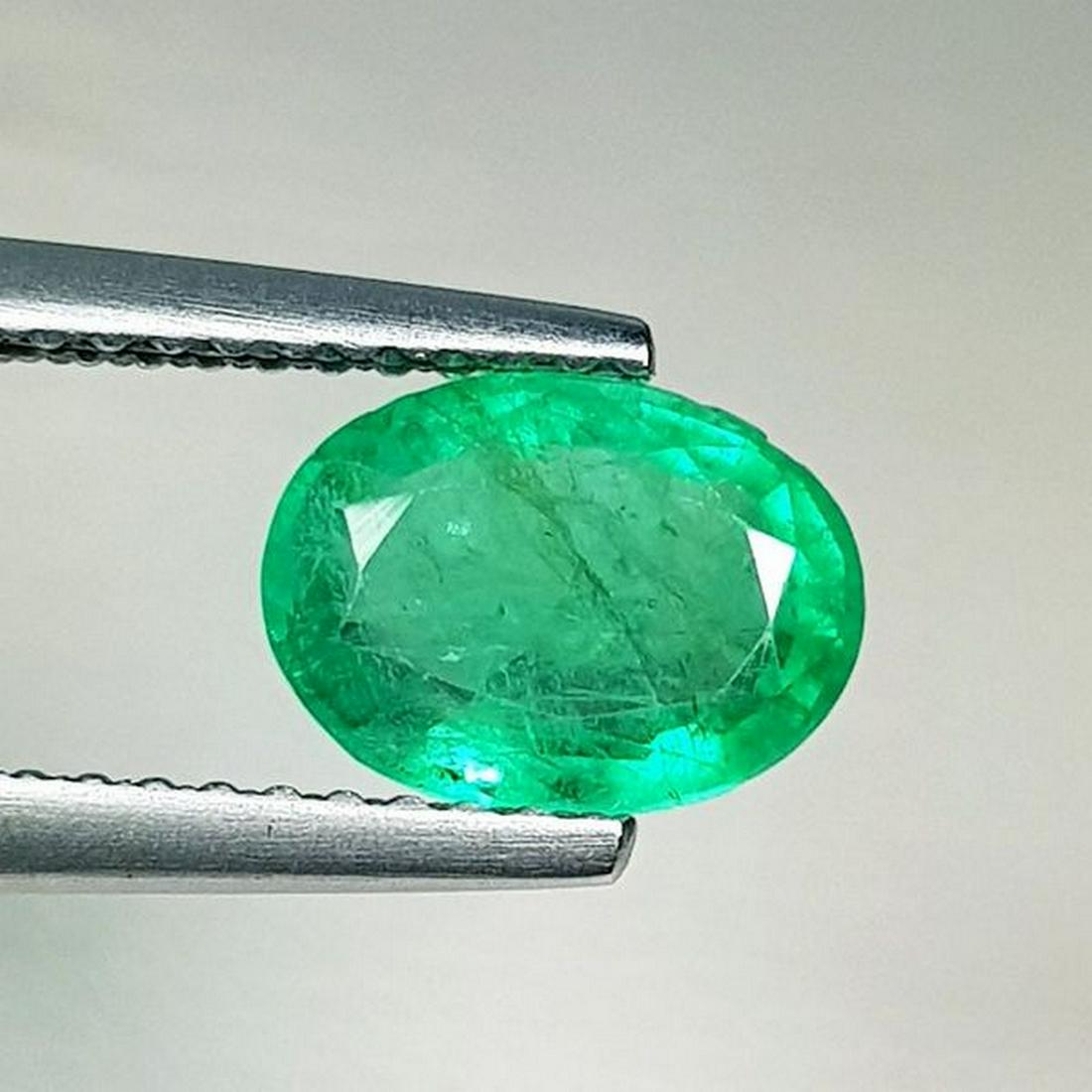 Natural Emerald Oval Cut 1.30 ct (1 of 6)