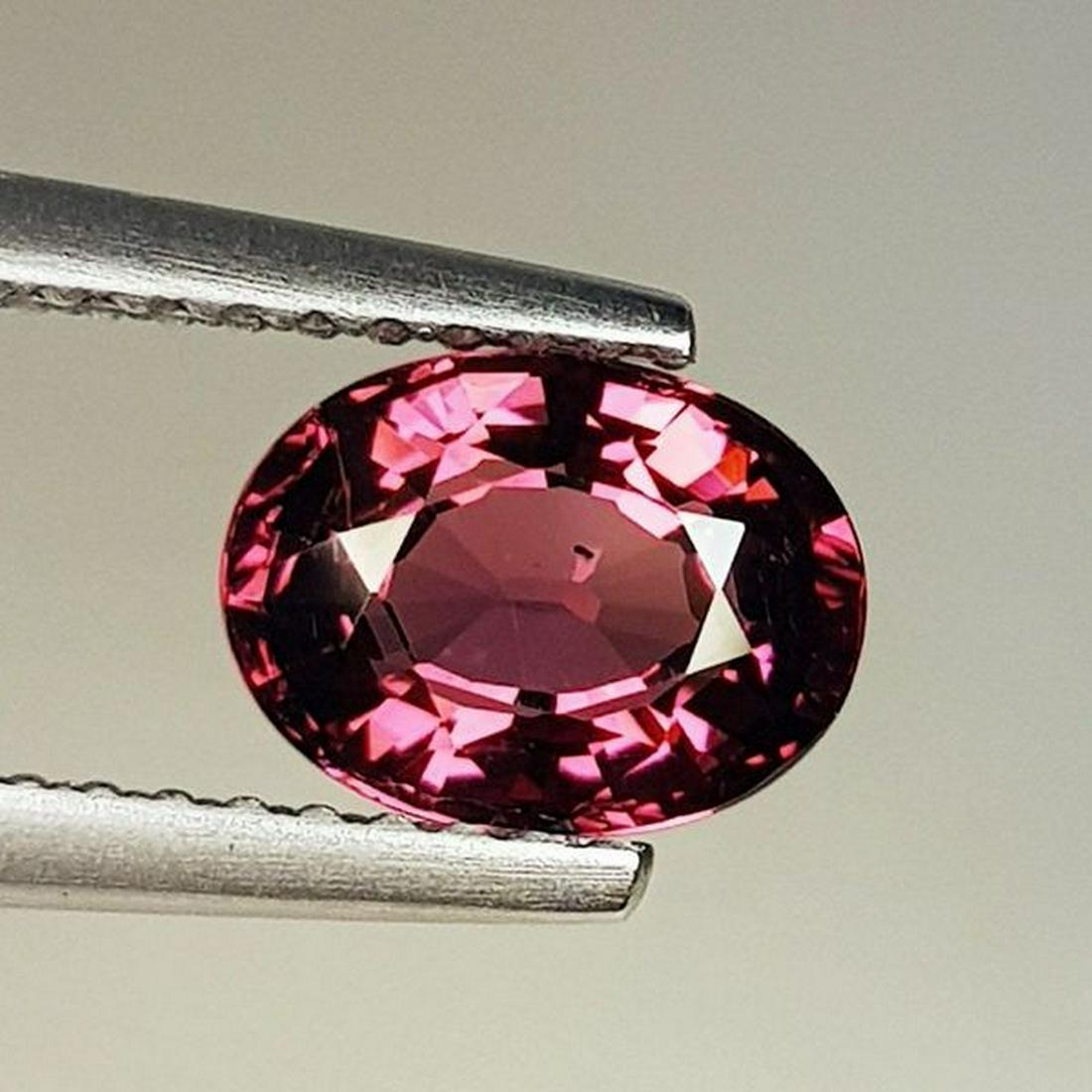 Natural Rhodolite Garnet Oval Cut 2.10 ct: No Reserve! Title: Natural Rhodolite Garnet Oval Cut 2.10 ct Color/Clarity: VVS - VS Gemstones: Gemstones Carat Weights: 2.1 Size/Dimensions: 8.20 x 6.30 x 4.40 Additional Information: Oval - Burma Sh