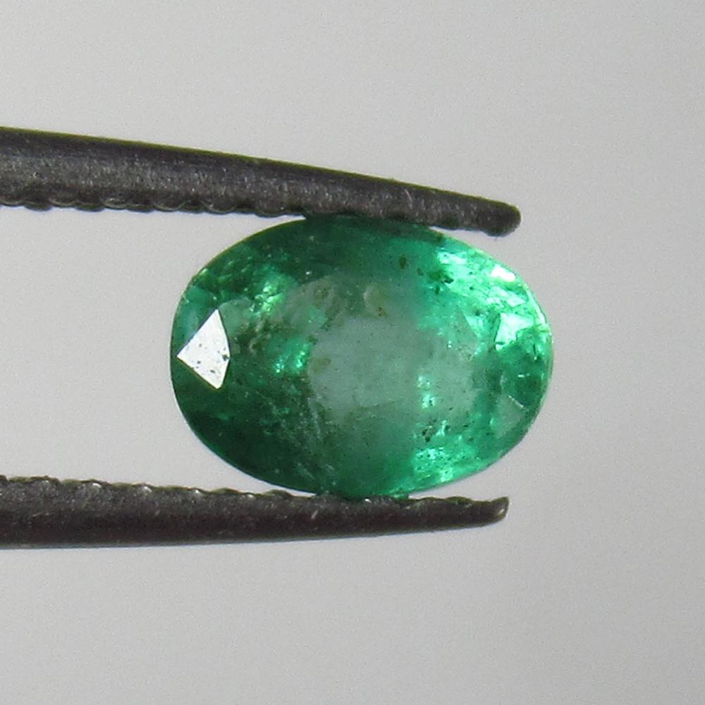 0.75 Ct Natural Zambian Emerald Oval Cut (1 of 2)
