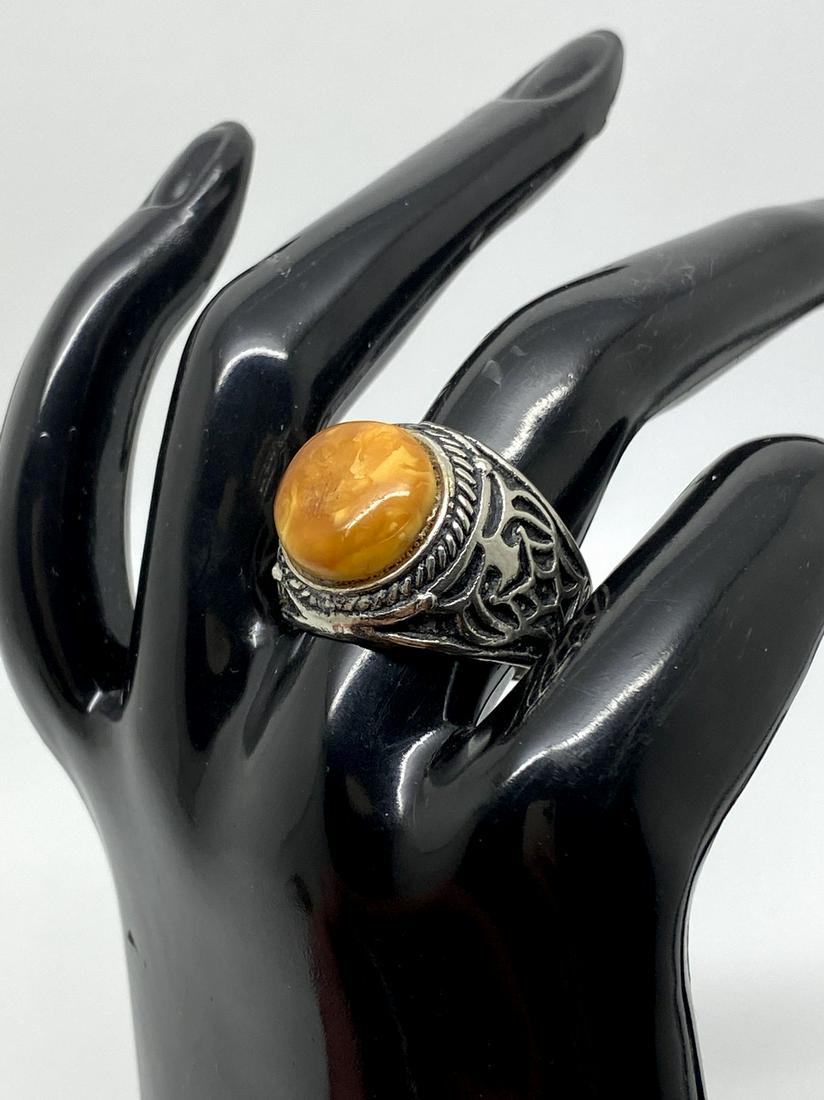 Amazing Vintage Amber Ring (1 of 8)