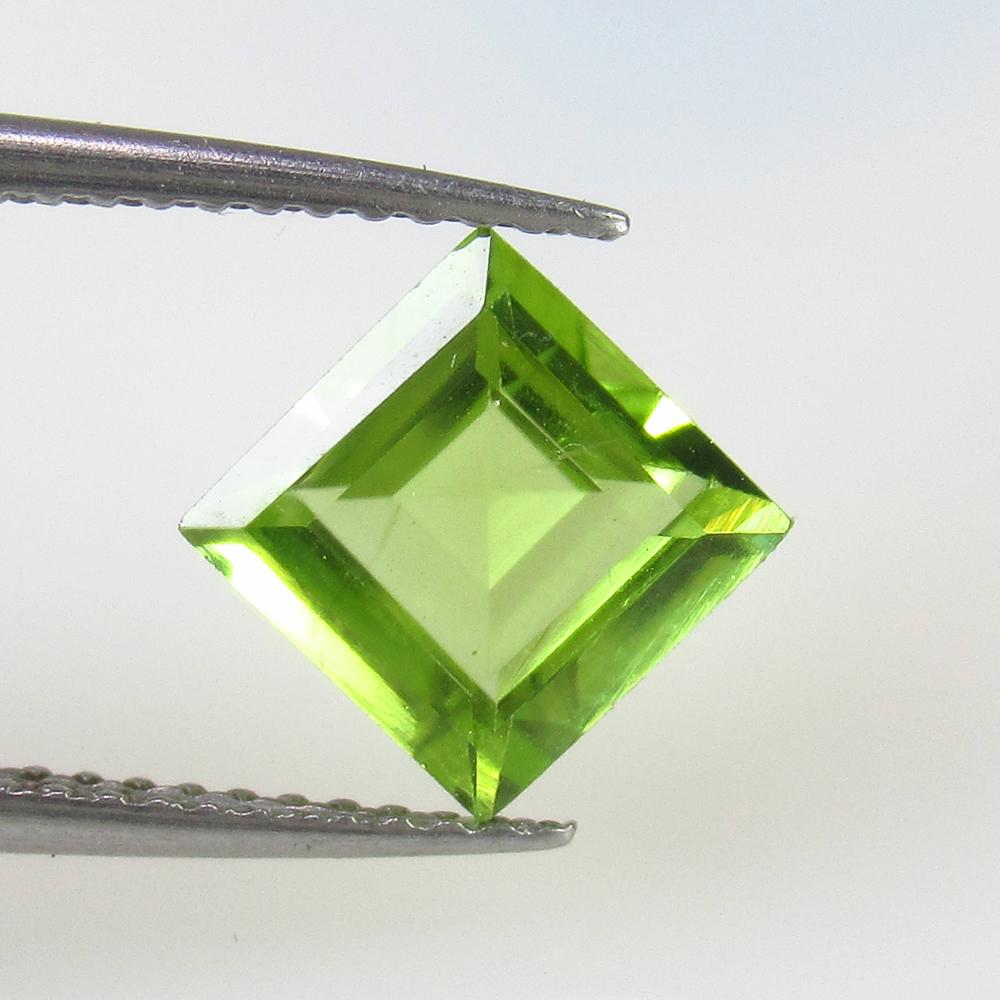 1.86 Ct Natural Pakistan Peridot Square Cut (1 of 2)