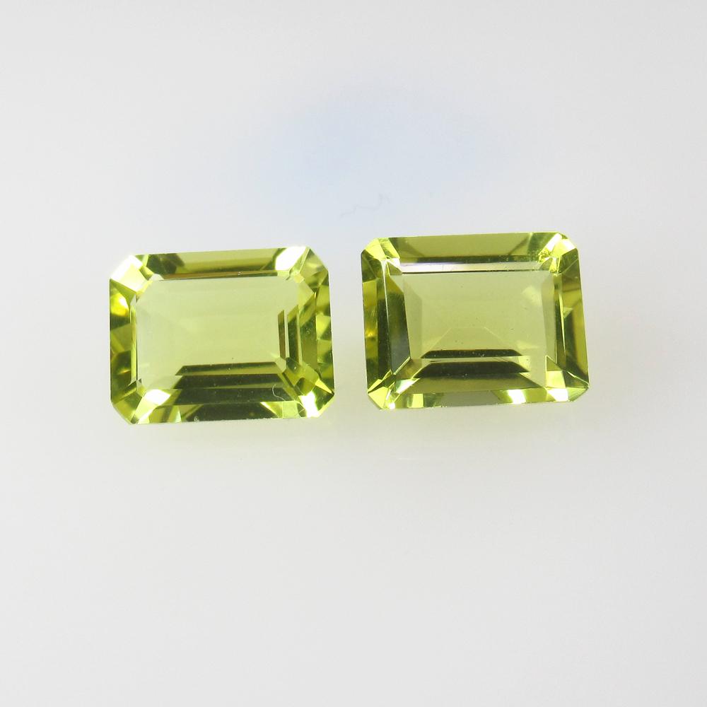 6.12 Ct Natural Lemon Quartz Octagon Pair: No Reserve! Title: 6.12 Ct Natural Lemon Quartz Octagon Pair Stone Clarity: VVS Gemstones: Natural Lemon Quartz Carat Weights: 6.12 Size/Dimensions: 9.90 x 7.90 x 5.30 mm / 2 PC's Additional Informati