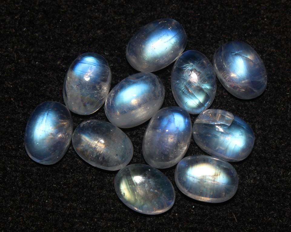 10.35 Ct Natural Rainbow Moonstone Lot (1 of 2)