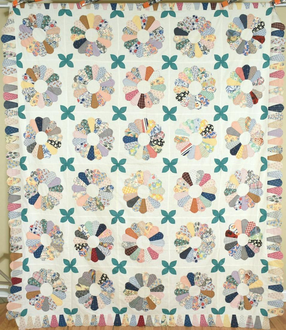 30's Dresden Plate Quilt Top, Petal Border (1 of 9)