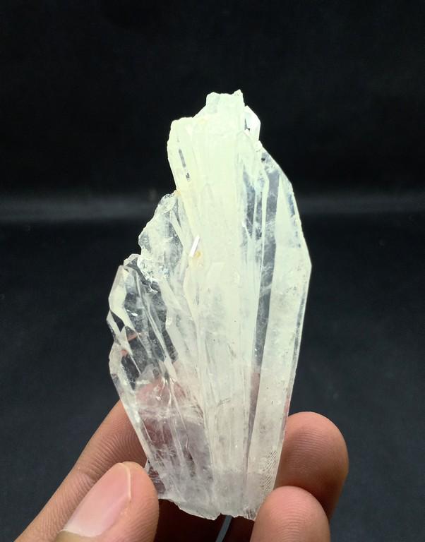 44 Gram Amazing Lustrouse Natural Faden Quartz Specimen: Title: 44 Gram Amazing Lustrouse Natural Faden Quartz Specimen Treatment: Natural Weight: 44 Gram Size/Dimensions: 75x30x20 mm Origin: Pakistan Reserve: $15.00 Shipping: Domestic: Flat-rate of $15.00 