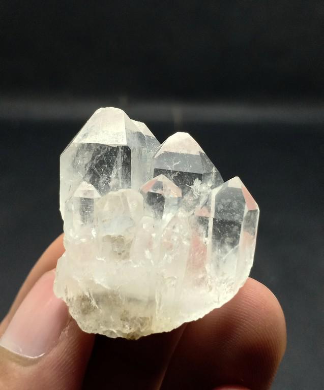 16 Gram Amazing Natural Quartz Specimen: Title: 16 Gram Amazing Natural Quartz Specimen Treatment: Natural Weight: 16 Gram Size/Dimensions: 33x30x12 mm Origin: Pakistan Reserve: $8.00 Shipping: Domestic: Flat-rate of $15.00 to anywhere withi