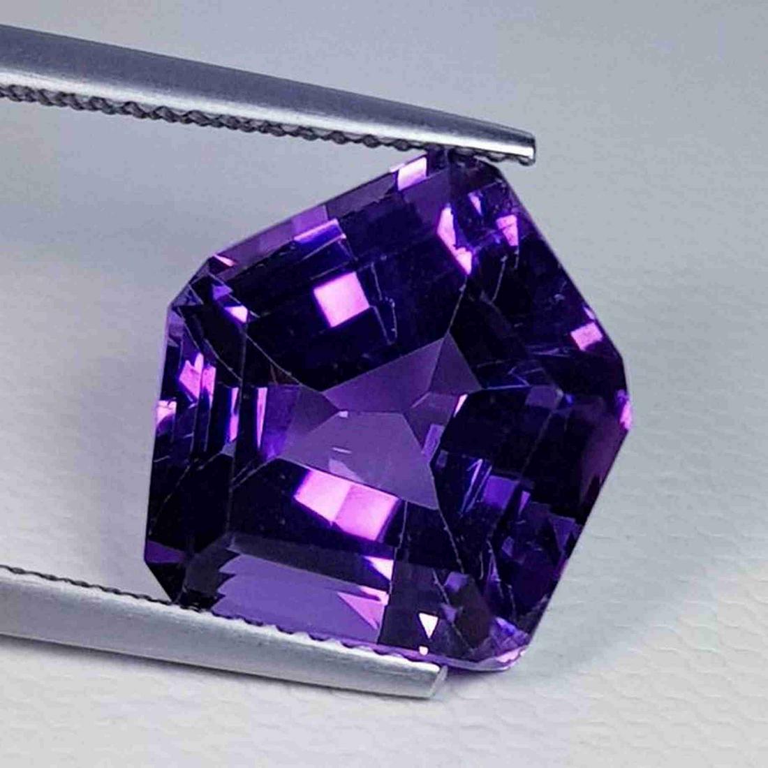 Natural Amethyst Fancy Cut 10.25 ct (1 of 6)